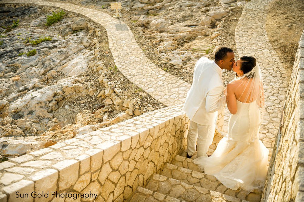 WedLocation's tweet image. The 16 hottest #WeddingLocations of 2016 ow.ly/4nnhC1 #WeddingDestinations #WeddingLocation #Travel