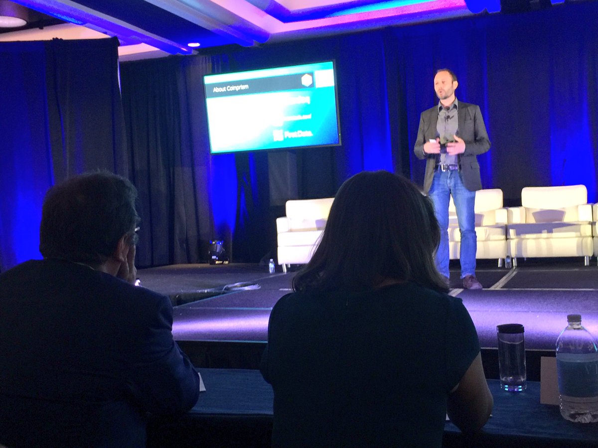 moranste's tweet image. Rising Stars. @Coinprism pitching to @pascalbouvier @rumimorales @dan_pantera @MatthewRoszak @RRE  #Consensus2016