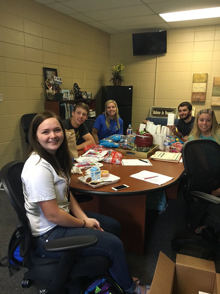 <a href="/MHHSCA/">MH Career Academies</a> love these academy reps! <a href="/Dr_JakeLong/">Jake Long</a> <a href="/bvolltrauer/">Brigitte Shipman</a> @Laracase15Case <a href="/KellyJohns19/">Kelly Johns</a> <a href="/StriderEngineer/">Strider Consulting</a>