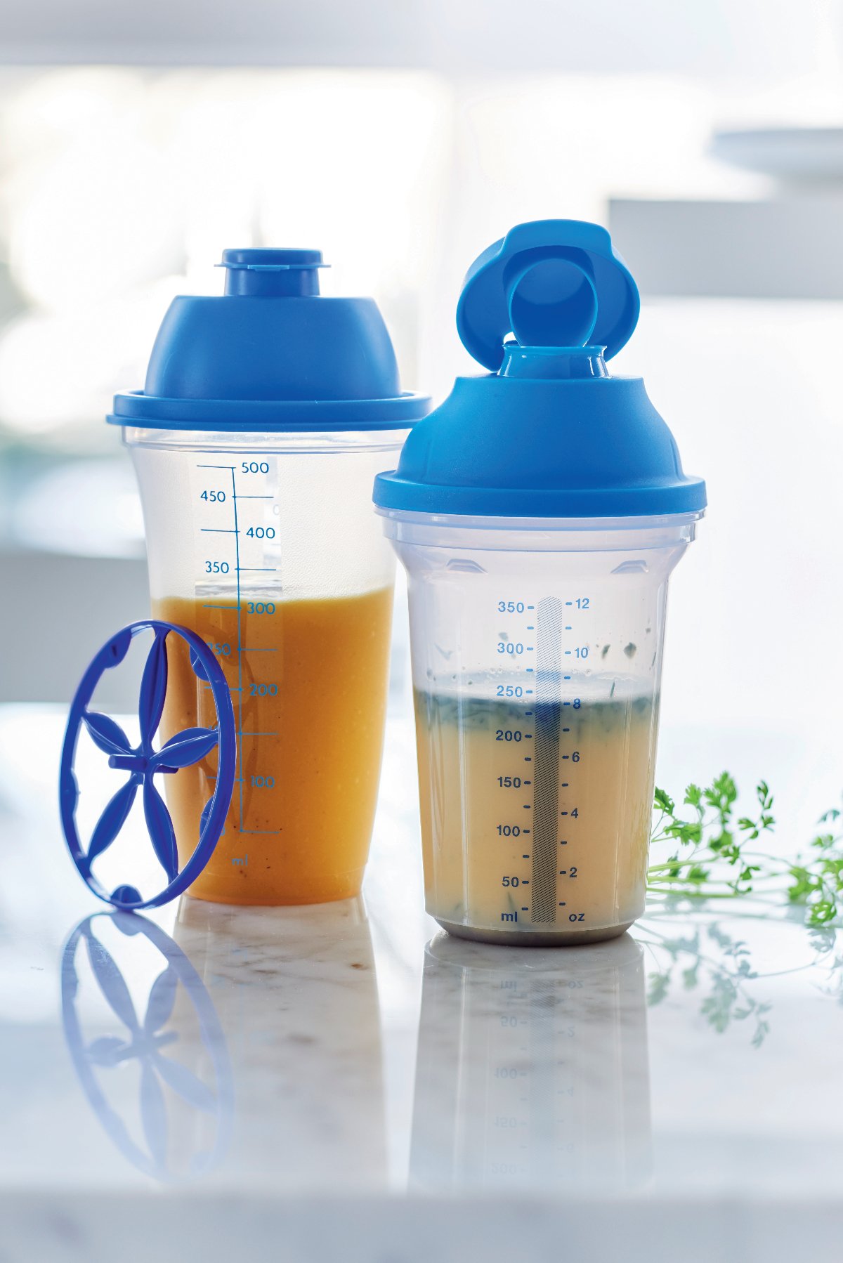 Tupperware Brands on X: Make, mix, serve and store dressings, marinades  and batters in our All-in-One Shaker! #Tupperware   / X