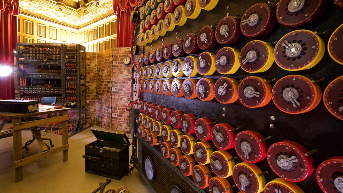 TechRepublic's tweet photo. Hacking the Nazis: The women who broke Hitler's codes https://t.co/K3f1Lv1PZK by @NickJHeath #AlanTuring #WWII https://t.co/VTp6grxgMF