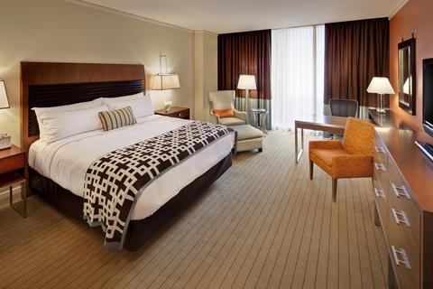 PorterEscapes's tweet photo. Book your next trip to #Pittsburgh with us and stay @FairmontPGH 
Click now for details https://t.co/K9yxUAzzAE https://t.co/YdvWErSfOs