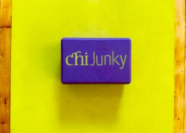 ChiJunky's tweet image. Need a fresh start this May? Detox Flow yoga is where it&apos;s at #letthatishgo #yogaeverydamnday Wed 5:30pm #smallclass