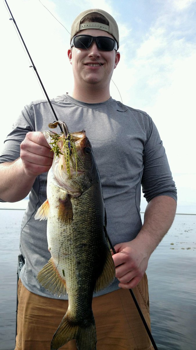 bcoyne890's tweet photo. Had an awesome day for big bass on Okeechobee! https://t.co/amK2LZtIka