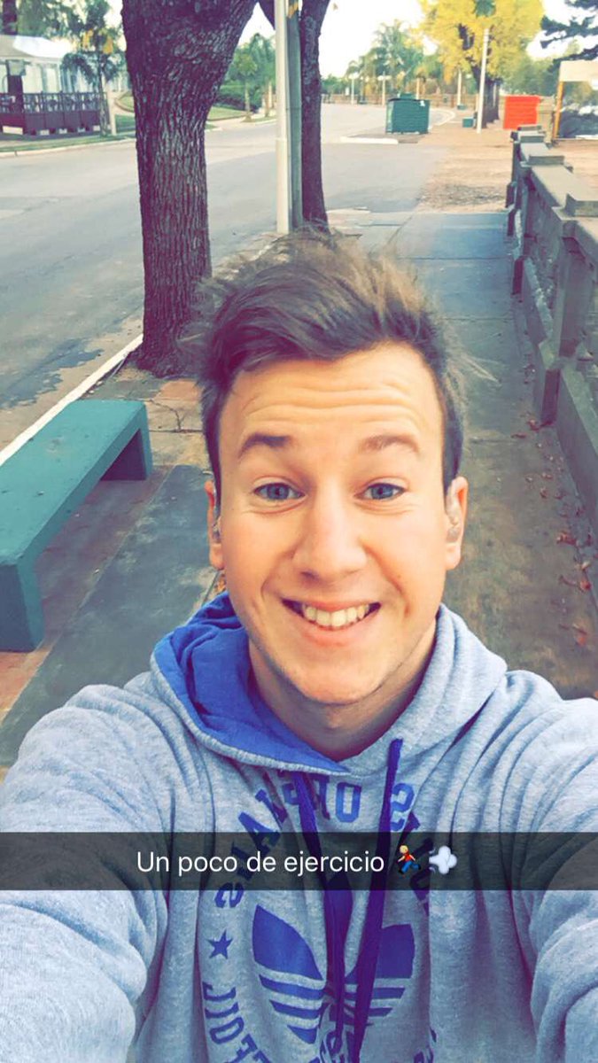 MatiBesson's tweet photo. Rompi la rutina de morza y salí a correr!! 💪🏽🏃🏼💨 https://t.co/vkD4cEHbbs