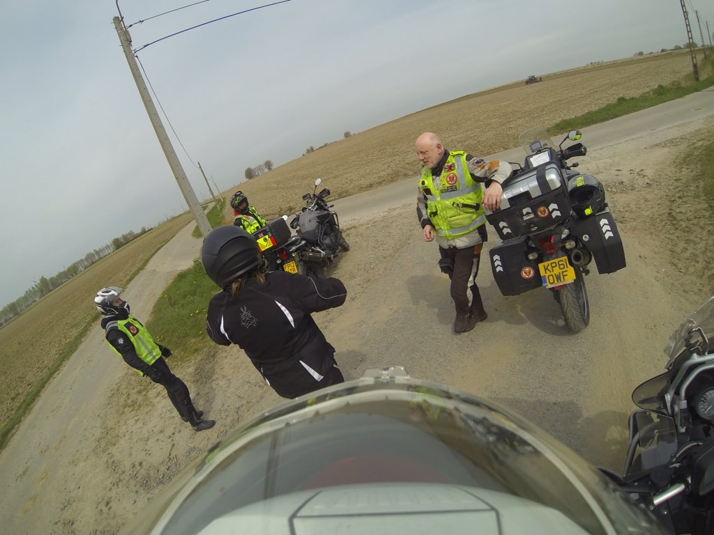 ride4kingsmen's tweet image. #Ypres #WW1 .100 years on walking in the footsteps of #ksli . My great uncle won his #MM 150 yard from this spot