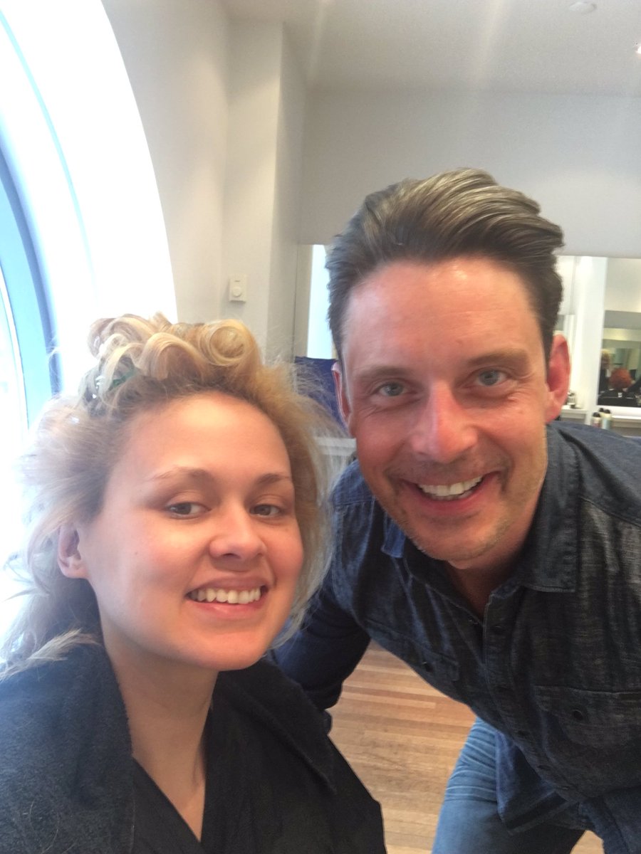 LolittaDandoy's tweet photo. Ran into @DerickFage @ #salonpure as I was getting hair-ready for my segment @BTMontreal tomorrow am! #greattiming https://t.co/OI50yGJBwB