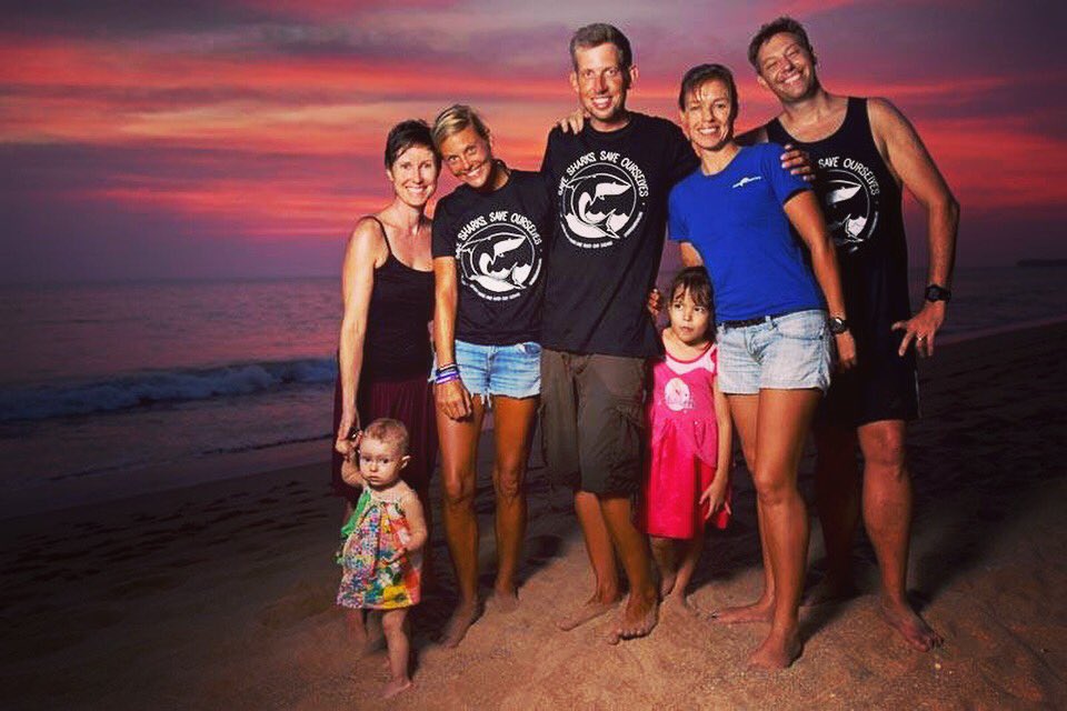 KhaoLak813's tweet photo. Fun with @SharkGuardian1 &amp; @wickeddiving taking photos on the beach. Maybe it will be wedding photos next after all https://t.co/XxZtG9CHlI