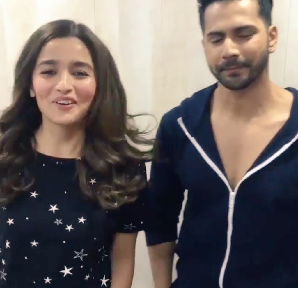 aliaa08_Fc's tweet photo. [HD PICS] @aliaa08 &amp; @Varun_dvn 😍 https://t.co/ZZKO8eGx6W