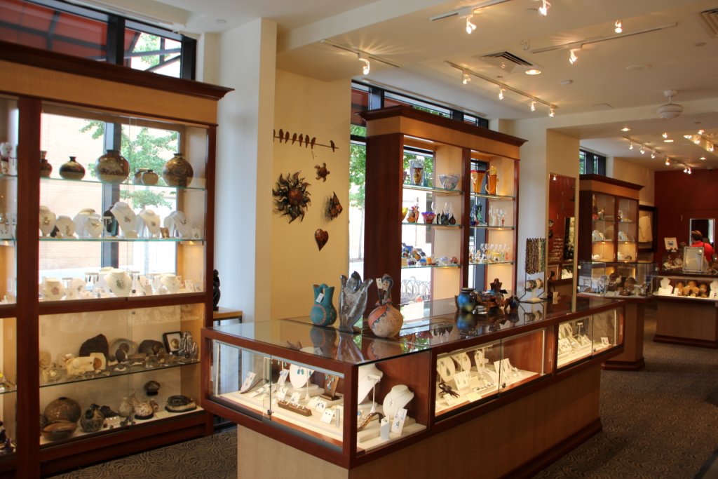 Merchantview360's tweet photo. POI of the Day
@fireandice Oxon Hill, MD
#WeStandLocal #bling https://t.co/qdgKguBR0L
