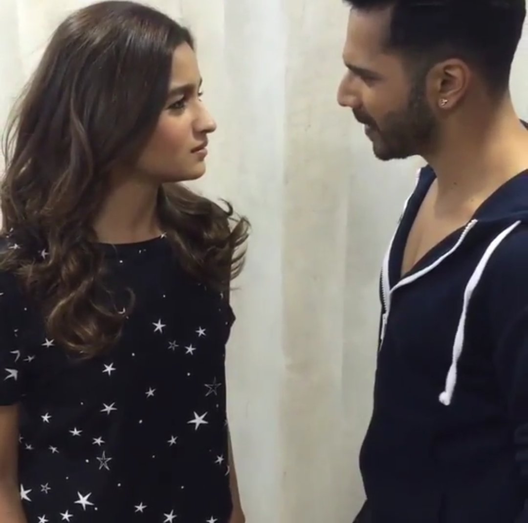 aliaa08_Fc's tweet photo. HD PICS - @aliaa08 &amp; @Varun_dvn ❤ https://t.co/yv2W11yVLC