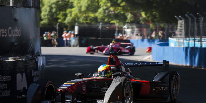 formulaspy's tweet photo. #FormulaE Venturi &amp; Dragon: Same car, different seasons https://t.co/uLoUIx8LW7 #LongBeachePrix https://t.co/pfHPkt7n2r
