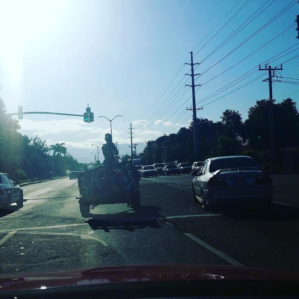 MGIMona's tweet photo. Licence and registration please........ #roaduse #jamaica https://t.co/uXtS3qxvVb https://t.co/oeqtDEXDL6