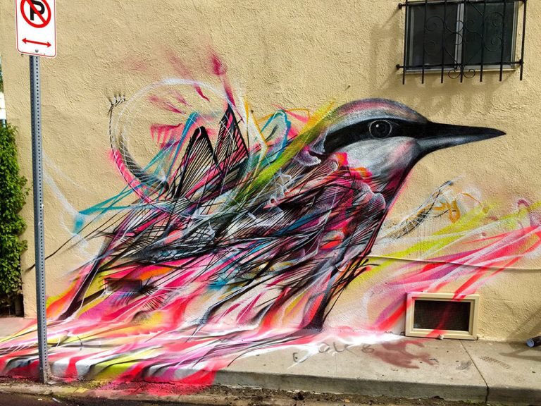 ArtToT2's tweet photo. Amazing bird #streetart by Brazilian #artist  @_l7m. Interesting technique with spray paint + feather. https://t.co/sociyqvzrH