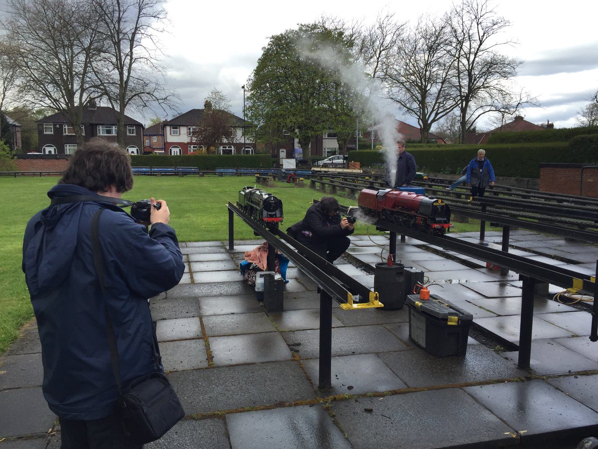 udmes's tweet photo. 1st day of our #may #day #steam #gala #weekend Our friends George &amp; Matthew from @WrexhamDistSME came along. https://t.co/LrRGwUxxsv