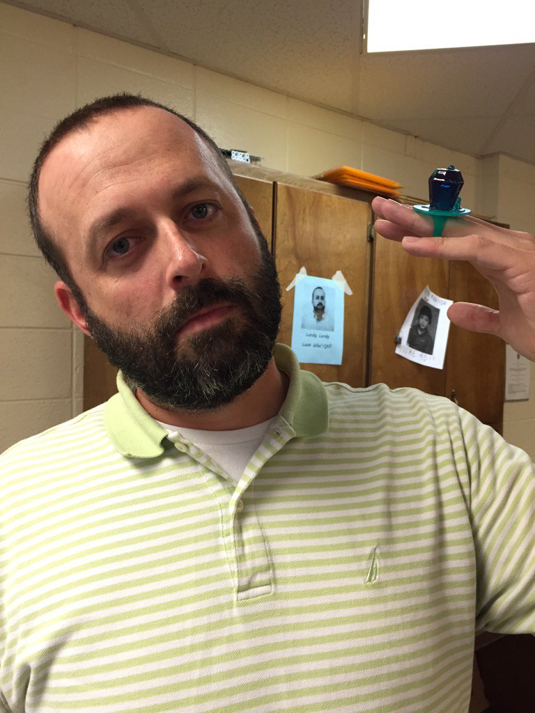 blandladyshops's tweet photo. @MJuliusWilliams I got the State STAR Teacher Runner Up with his ring today
#Starteach #ringshot https://t.co/7rH9bQGCY3