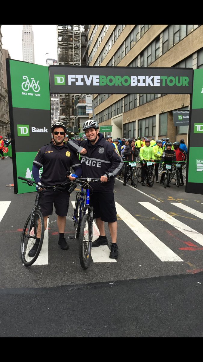 NYPD61Pct's tweet photo. Sgts Kletzkin & Goldman representing the #61Pct at the #FiveBoroBikeTour! #NewYorksFittest 🚴 🚵🏽 🏆🏆 https://t.co/bp9SLPRGgj