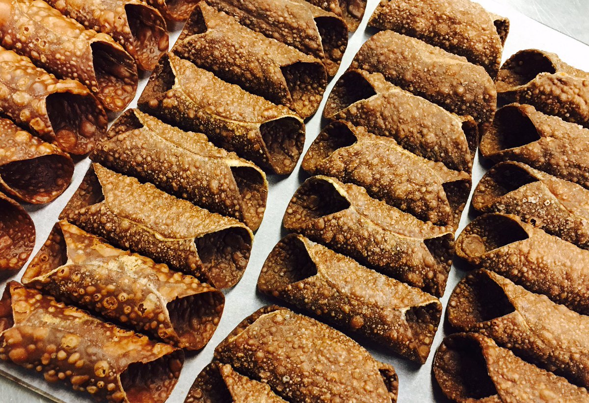 First attempt of#cannoli ready to be fill #ricotta #chocolatecannoli #veryplease #italianroots