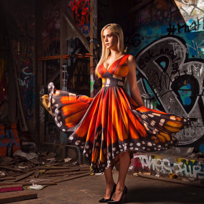 Spirit Animal 📷: @wojophoto #monarch #butterflydress #vibrance #colors #contrast #motion #art #photography<a class="tags" target="_blank" title="On Twitter" href="/?out=eyJ0eXAiOiJKV1QiLCJhbGciOiJIUzUxMiJ9.eyJpYXQiOjE3MjExMjAwMDksImlzcyI6InR3cG9ybnN0YXJzLmNvbSIsIm5iZiI6MTcyMTEyMDAwOSwiZXhwIjoxNzUyNjU2MDA5LCJyZWRpcmVjdF91cmwiOiJodHRwczovL3R3aXR0ZXIuY29tL3dvam9waG90byJ9.WvqLxDn10e-OD6NKCul34lKC1GSEnUZE7VinCEHZgt0MMMbvyfRhfk3G8Kep8OGolujlhHD6NNvYcmeCLU9fgw">@wojophoto</a><a href="/tag/monarch"class="tags">#monarch</a><a href="/tag/butterflydress"class="tags">#butterflydress</a><a href="/tag/art"class="tags"><span>#art</span></a><a href="/tag/photography"class="tags"><span>#photography</span></a><a href="/tag/colors"class="tags"><span>#colors</span></a><a href="/tag/motion"class="tags"><span>#motion</span></a><a href="/tag/contrast"class="tags"><span>#contrast</span></a>