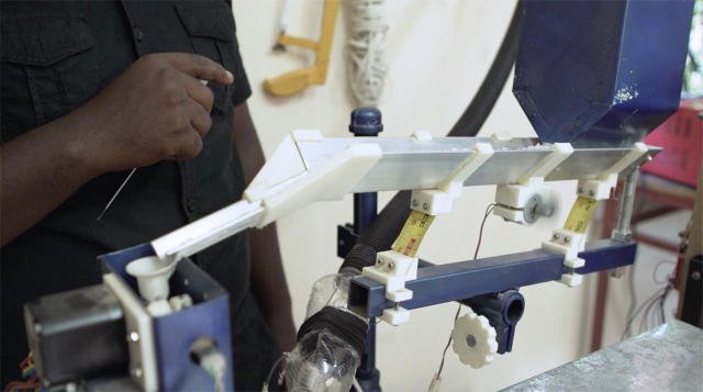 FastCoImpact's tweet photo. In Tanzania, this startup will pay for plastic trash and make 3-D printer filament https://t.co/ijjA4kSipM https://t.co/h4XDOSpa3E