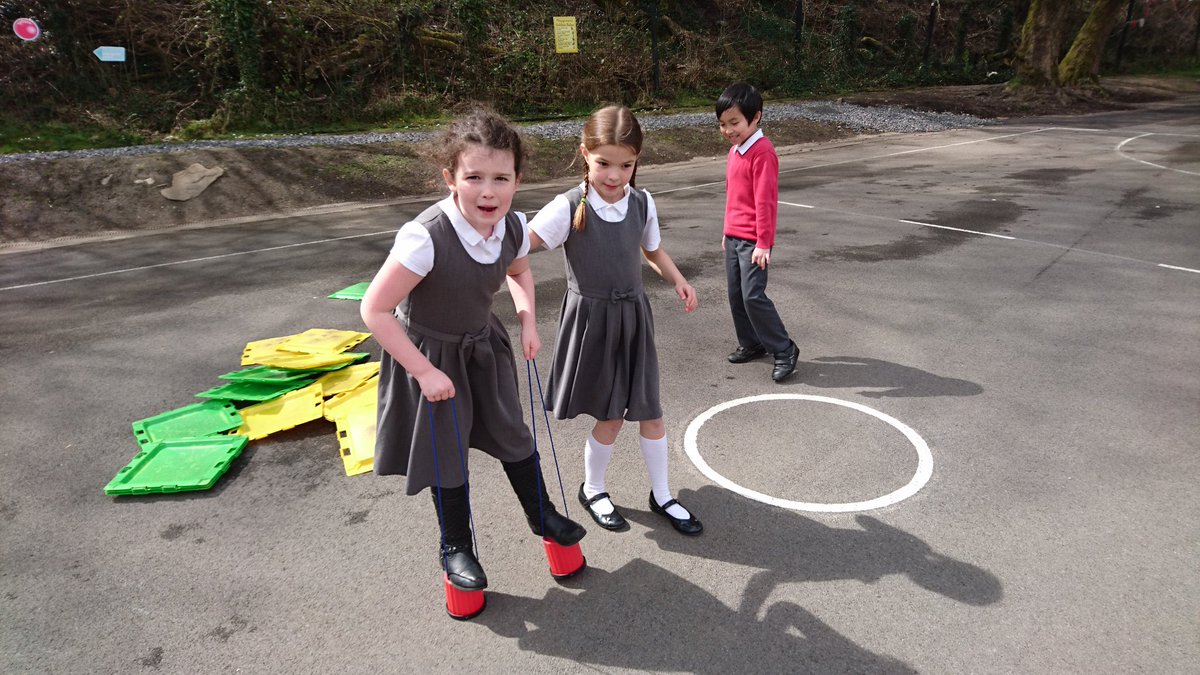 StStmargaretsrc's tweet photo. Our 'Helpwr Cinios' being trained by Mrs Williams @playlearnplay @CTHealthySchool #beactive https://t.co/kdWcQm2qSB