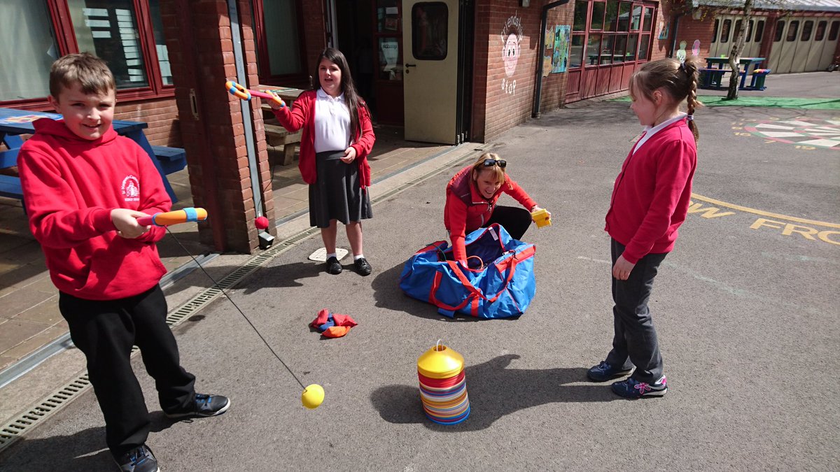 StStmargaretsrc's tweet photo. Our 'Helpwr Cinios' being trained by Mrs Williams @playlearnplay @CTHealthySchool #beactive https://t.co/kdWcQm2qSB