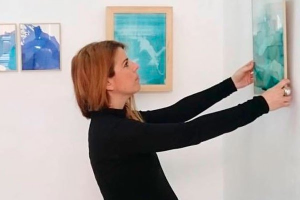 portaldecadiz's tweet photo. La artista Berta Llonch lleva ‘Construcciones en estado líquido’ a la Casa de Iberoamérica

https://t.co/rjXz0TiFRV https://t.co/AFM1kyG5rr