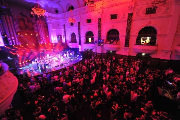 siqhamomedia's tweet photo. #Sfaki_Kasi_eTown taking Kasi to City Hall #FILLUPCITYHALL @ComedyCentral @ginofernandezsa @CityofCTAlerts @CityofCT https://t.co/zSLY2pTzjH
