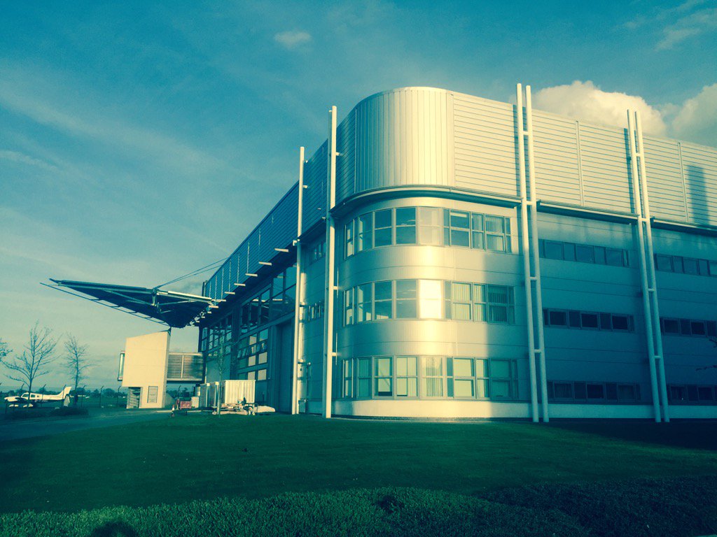 iain_gray's tweet photo. @CranfieldUni looking great tonight in the early evening May sunshine https://t.co/2fLhKG6ZeN