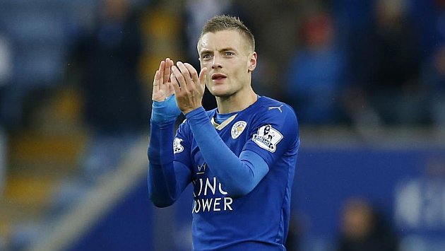 TyCSports's tweet photo. El original homenaje para Vardy en las cafeterías inglesas tras el campeonato del Leicester: https://t.co/mA3Rd4yoze https://t.co/mfvqu0BEEf