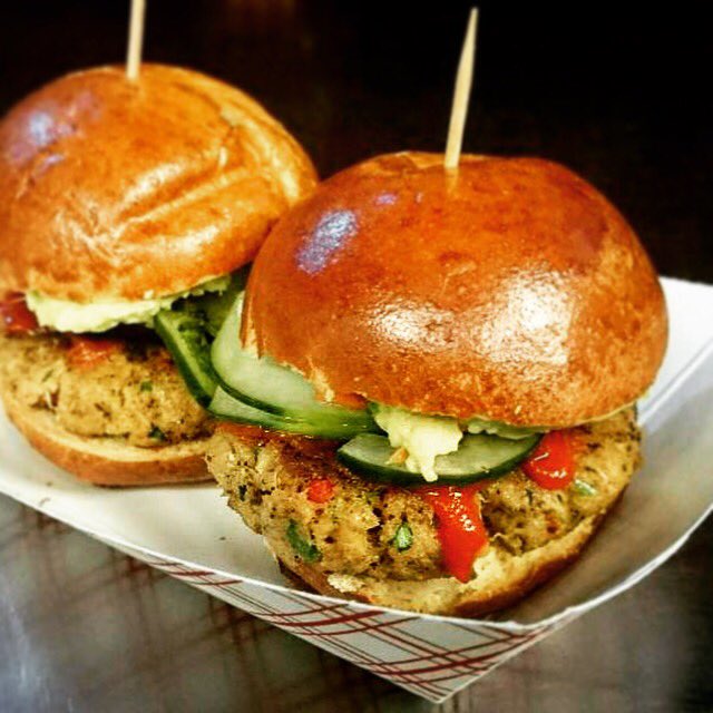 The black Sheep tweet media