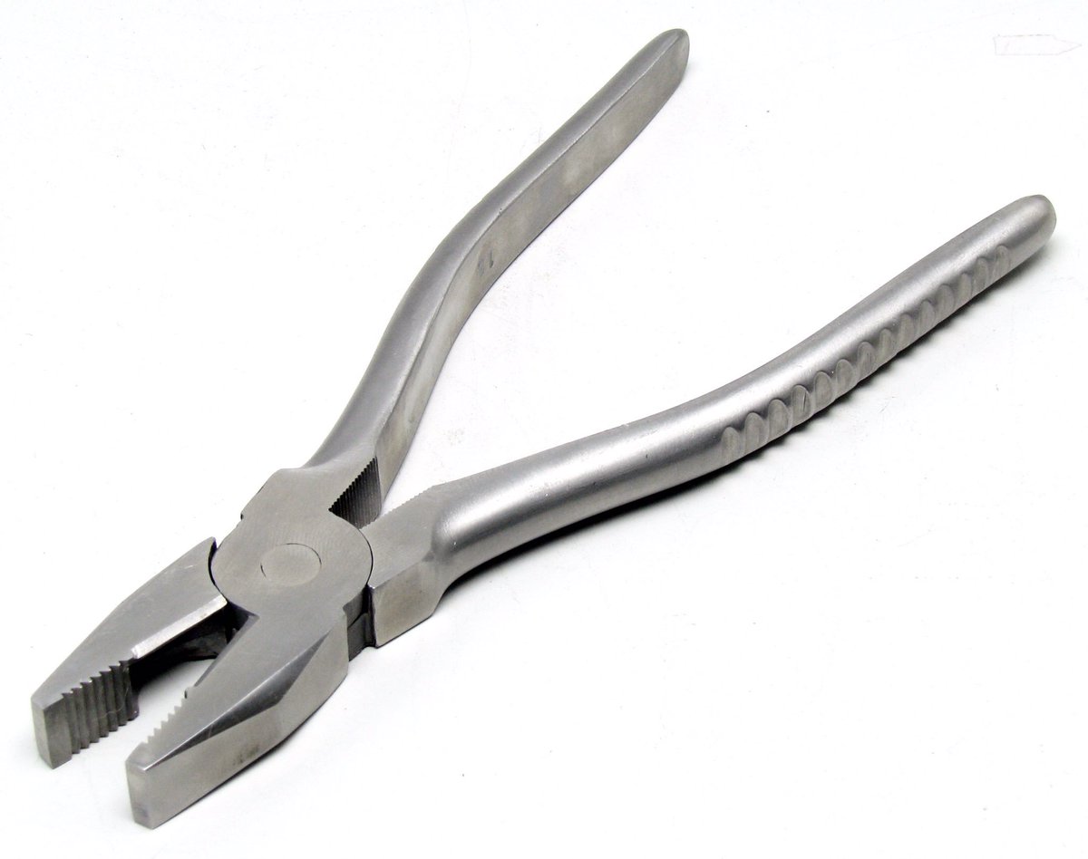 KanekiTweets's tweet photo. What's the first thing that comes to mind? https://t.co/ANiGOr0jCq