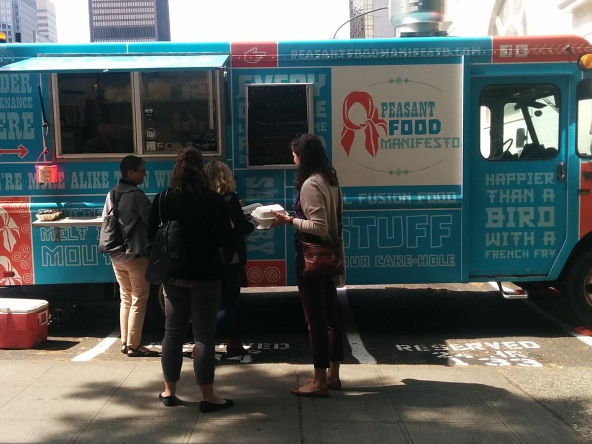 THSEA's tweet photo. @PeasantFoodMani is at @THSEA  for lunch! Yum! #GiveBIG https://t.co/eShGWoFeA0 https://t.co/Zigdobx5UP
