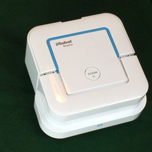 Trakdot Luggage tweet media