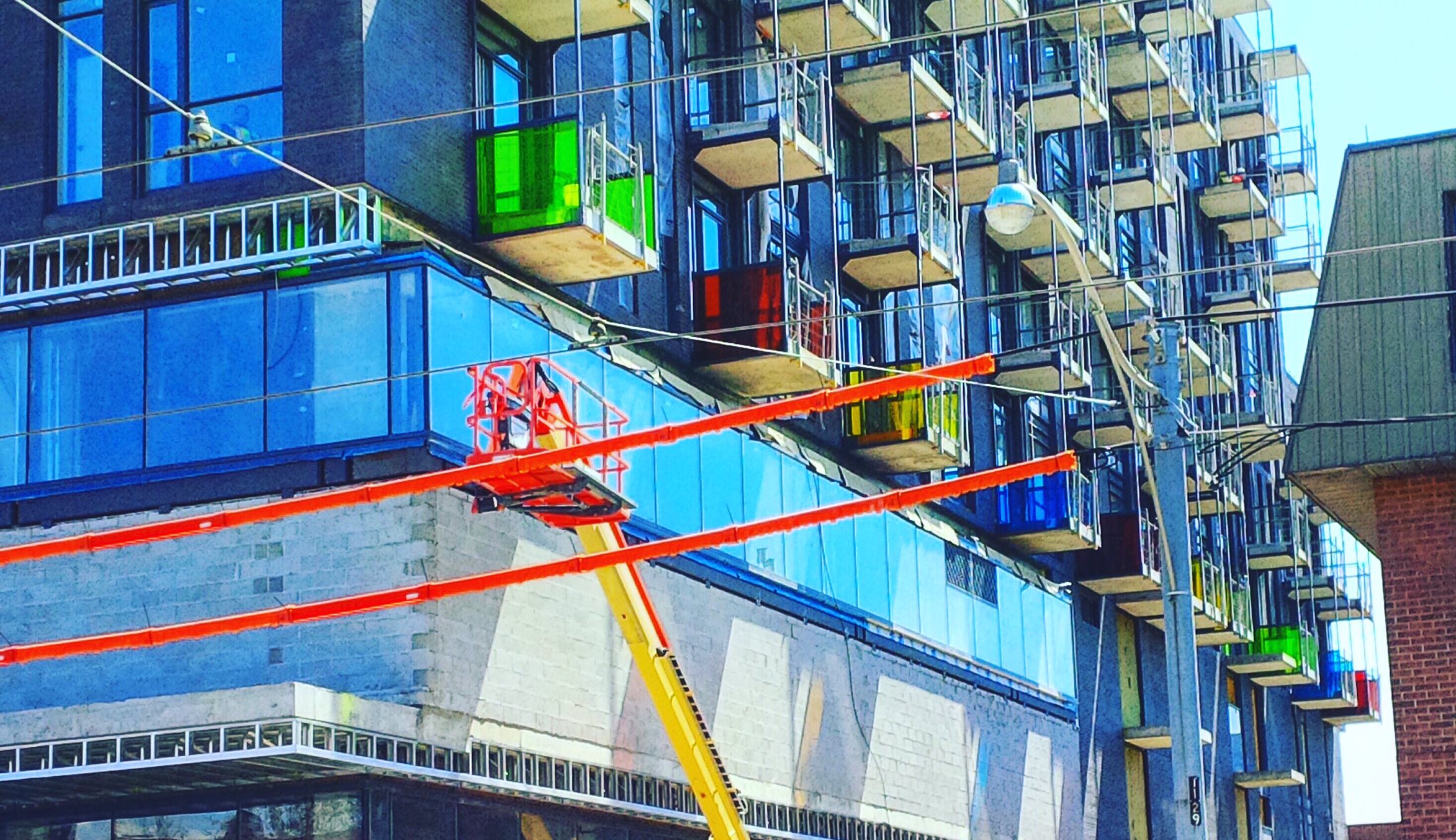 ChjcK7rUYAAx6p_.jpg:large