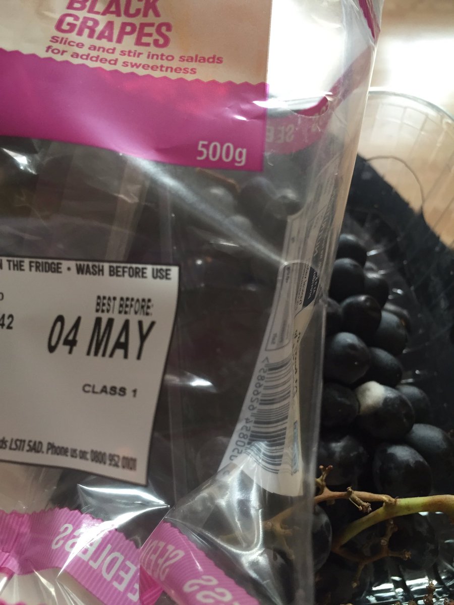 Rachellbell92's tweet photo. @AsdaServiceTeam purchased these grapes from your Trafford park store, I wasn't expecting added mould! https://t.co/SvlnEvE5xe