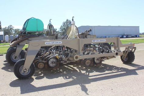 SANoTill's tweet photo. Precision seeder demos of NDF @ Ben Mashman's, Water Tower Rd (S of Owen) this Wed 4th @ 12noon NEW TIME https://t.co/SgXG4Rf5l5