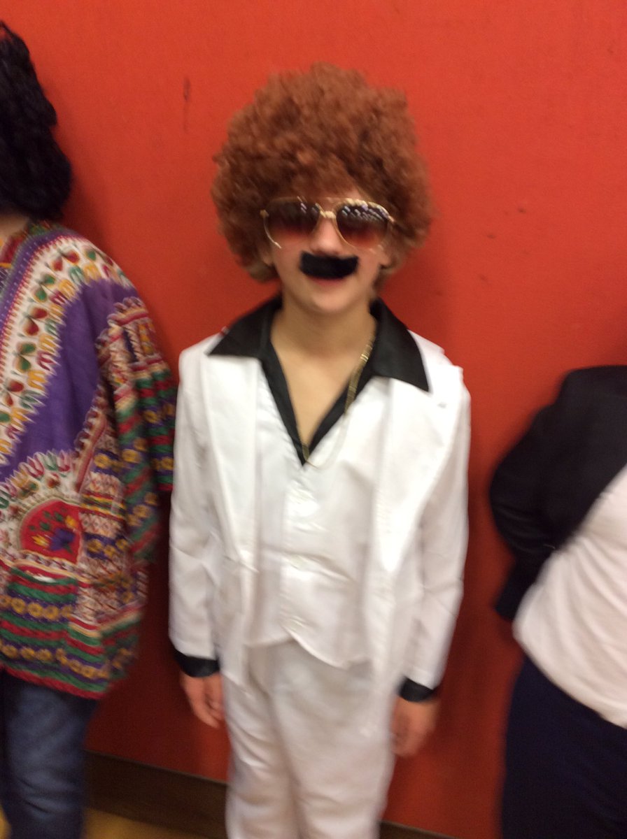 jwalsh579's tweet photo. Walshtown Wax Museum https://t.co/OsdyzrwiJu
