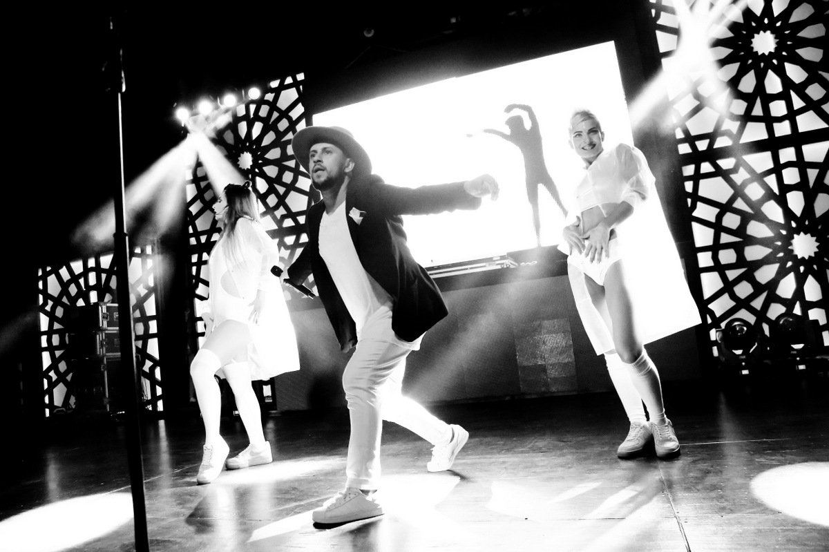 RixosSungate's tweet image. Eğlence dolu mayıs akşamları.#RixosSungate #RixosSungateMayFest2016 #Monatik #MayFest #MayFest2016 @monatik_official