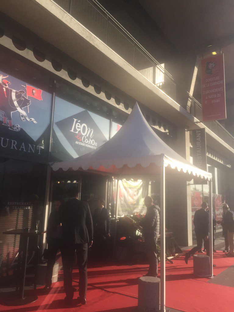 Inauguration! Tous mes voeux de réussite à Enjoy <a href="/leonlecochon35/">LEON le COCHON</a> #Rennes