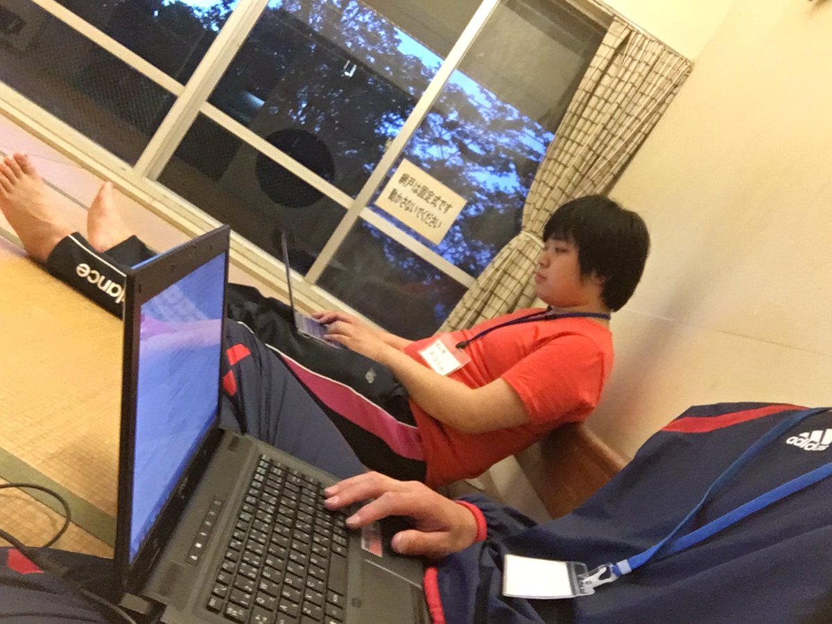 imai_seasoning's tweet image. 企画作り(ネタ合わせ)
外が明るいそんな時間

#5thSTEP