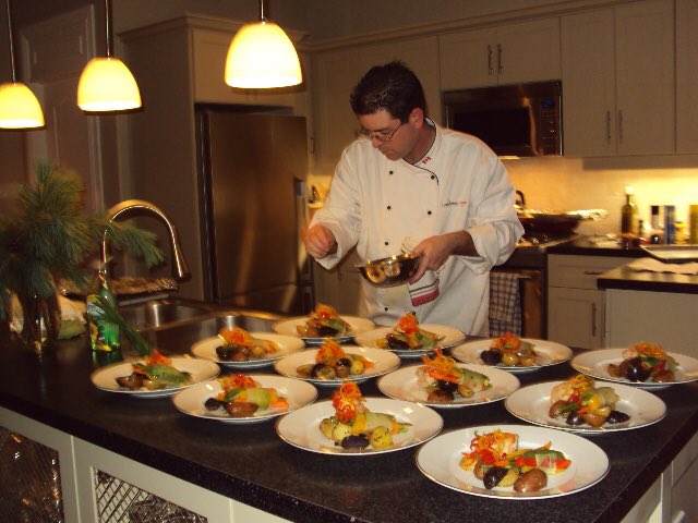 DesignsEvent's tweet image. Personal #Chef Yeah! We got those too!#dinner #party #Boston #eventplanning #networking #event #food #eventprofs