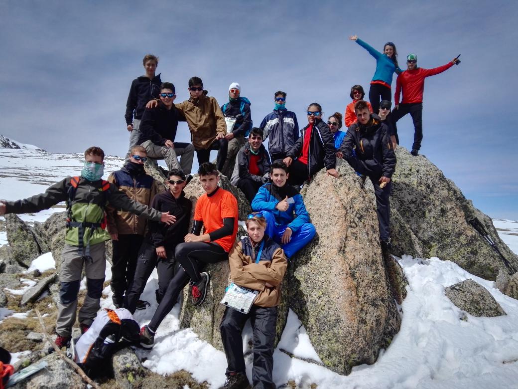 CiclesCIC's tweet photo. 2on dia d'activitat #cs #cerdanya @CiclesCIC #capdelrec disfrutant de la meteo i del @pirineu..això no te aturador!! https://t.co/sJb5PEQgAh
