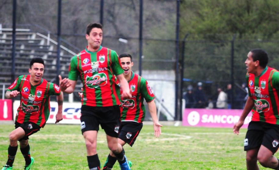 elpaisuyopinion's tweet photo. “Cerro es un subproducto de Peñarol para enfrentar a Rampla” https://t.co/Ri3jGT8UmJ https://t.co/SW0JE1oEzZ
