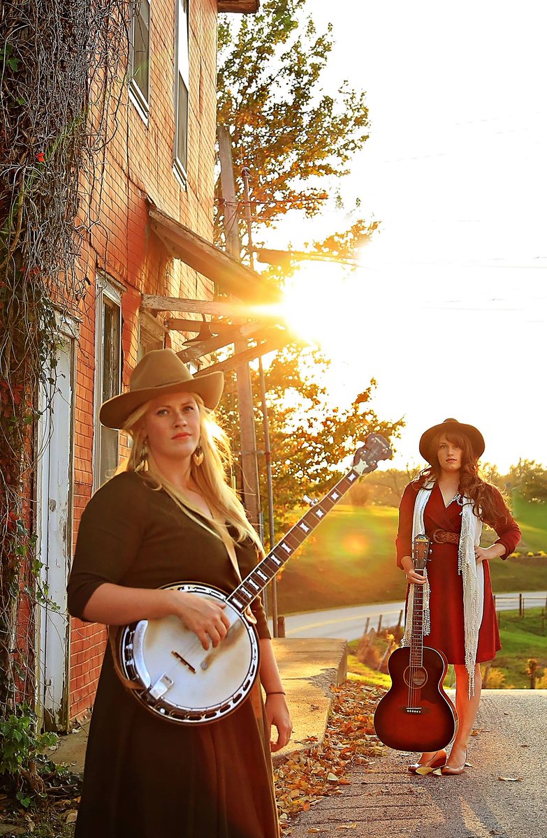 BlueStallionBC's tweet image. We've got live music from The Local Honeys on Wed night (5/4) at 7:30pm! @RollingOven will be set up from 5-10pm.