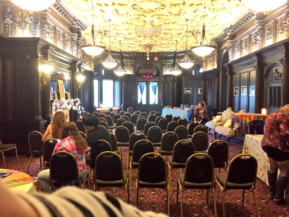 help_me_impoorE's tweet photo. Come out to the castle today for a study break and join us for Let's Get Weird! 😛😛 https://t.co/3WnXDw6fgq