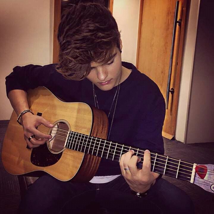 vickyabrahamer7's tweet photo. https://t.co/kcy0LeslYk