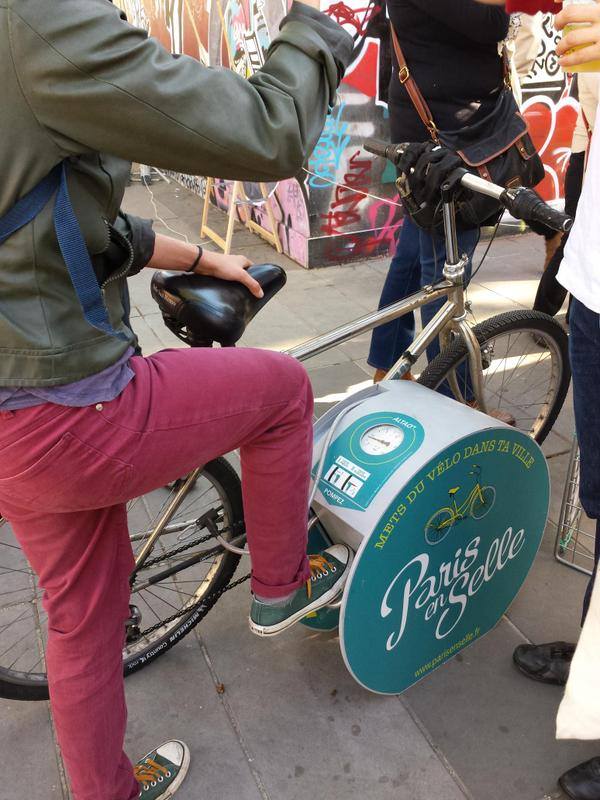 ParisEnSelle's tweet photo. @francescuG Pareil ici ! :) Les Parisiens veulent 1 #TransitionCyclable dans #NotreBudget > https://t.co/nThbpBprBr https://t.co/TRSDGkh16R
