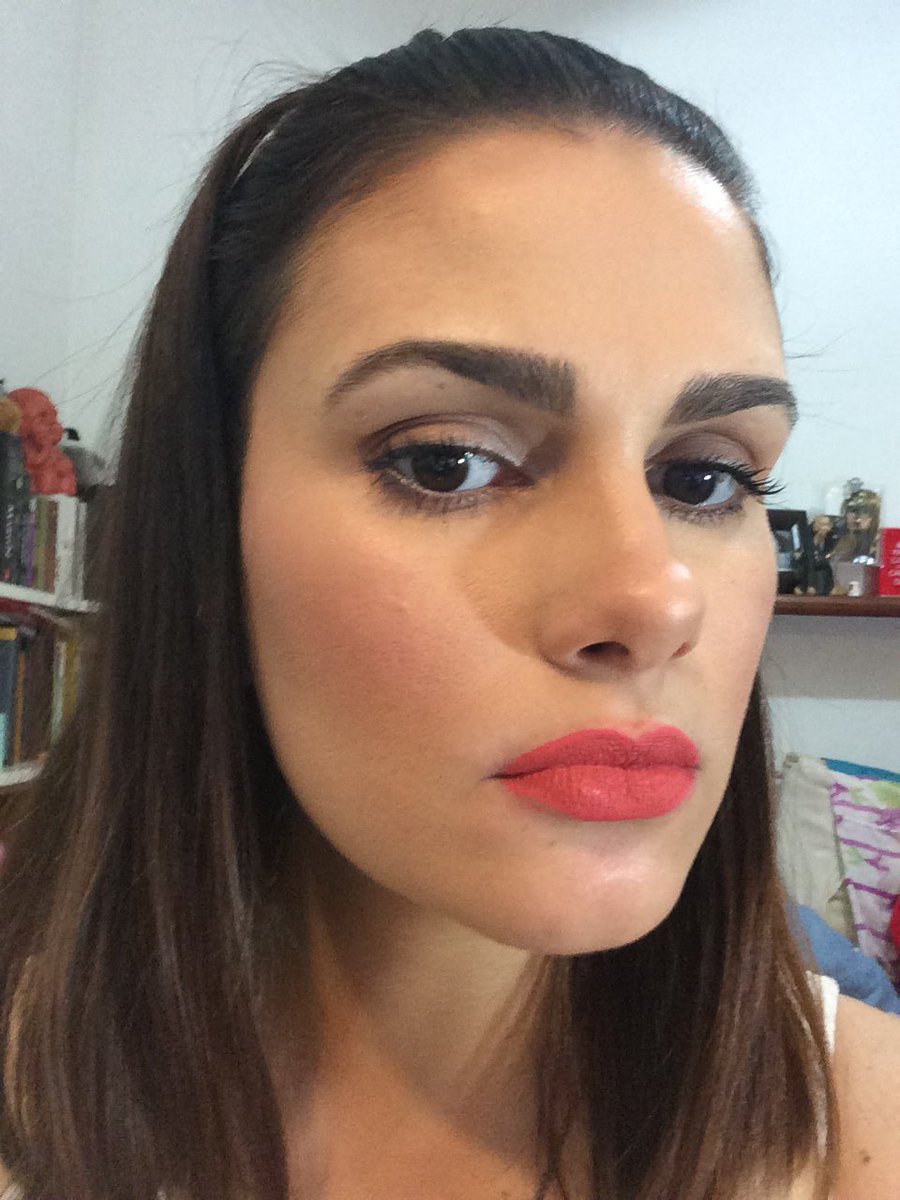 pati_roxx's tweet image. #makeupbyme #lorealtruematch #hourglass #rimmel #lips #meetmatthughes in the shade honest #mascara #lancome #hipnose