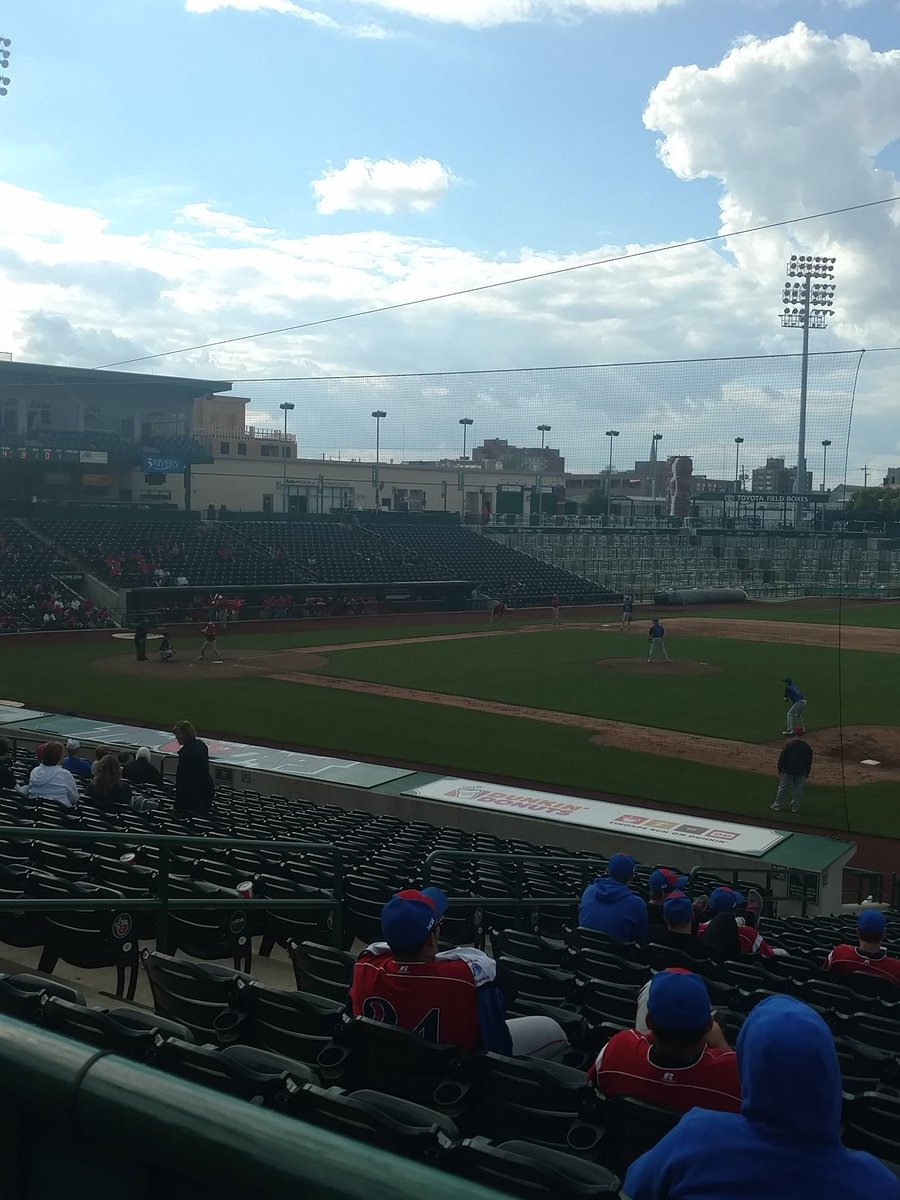 WN_Baseball's tweet photo. Playing at Parkview Field tonight! #BeautifulNight. #WePlayNext https://t.co/KCY7tQCmHW